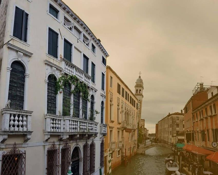 Open Space A Venezia Fra Architettura E Pittura, Fra Moderno E Antico ภายนอก รูปภาพ